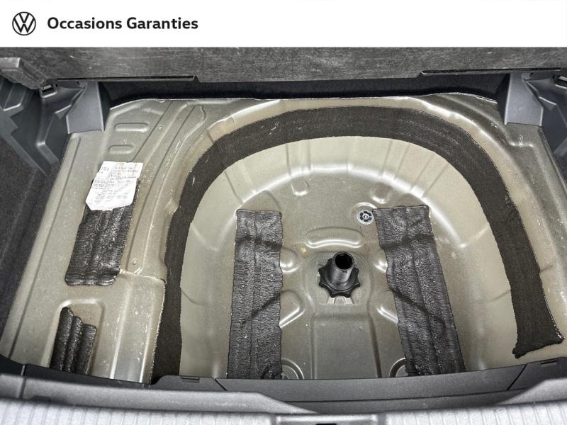 Voitures occasions VOLKSWAGEN T-CROSS Carat Paris