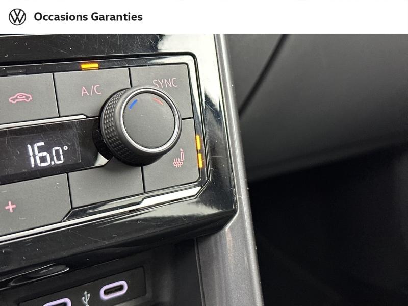 Voitures occasions VOLKSWAGEN T-CROSS Carat Paris