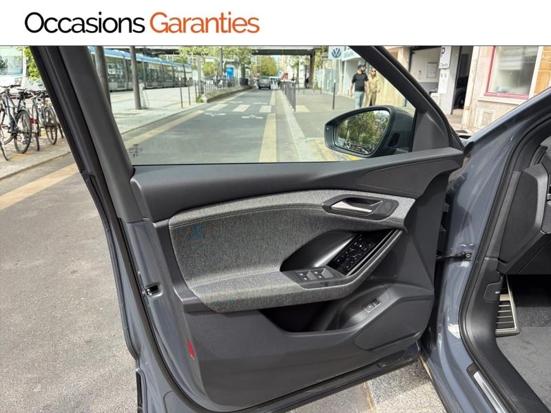 Voitures occasions Audi Q6 e-tron S line Paris