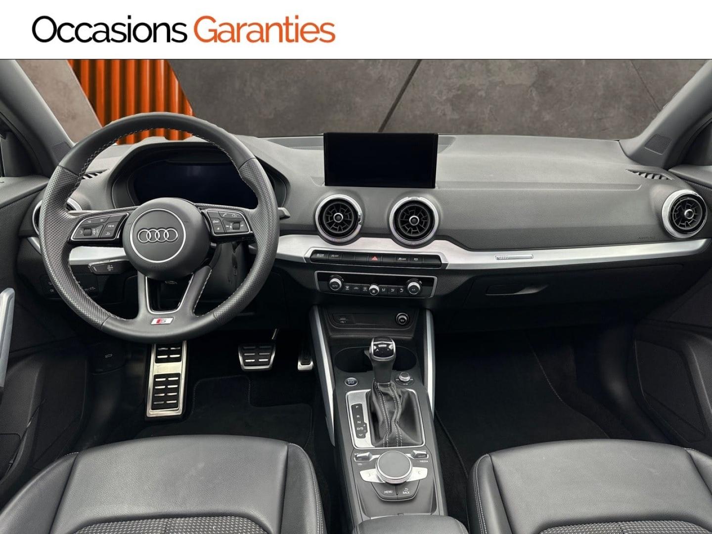 Voitures occasions Audi Q2 S line Paris