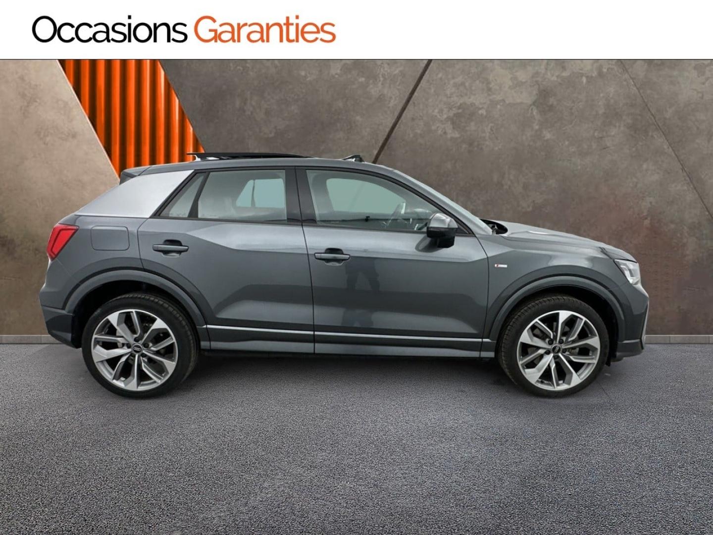 Voitures occasions Audi Q2 S line Paris