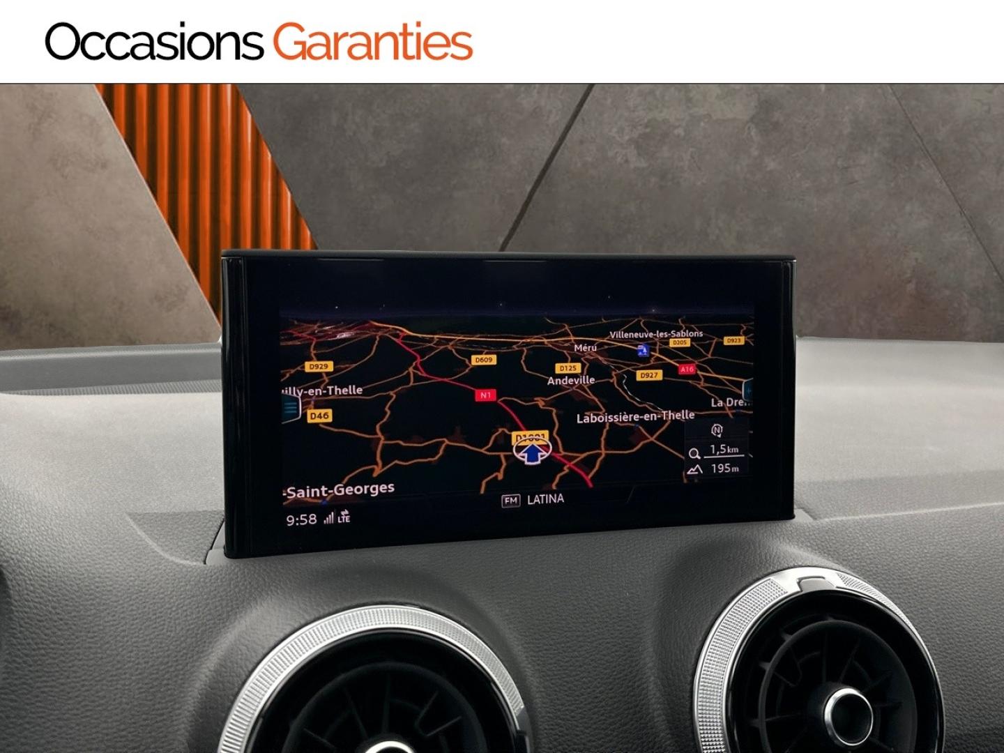 Voitures occasions Audi Q2 S line Paris