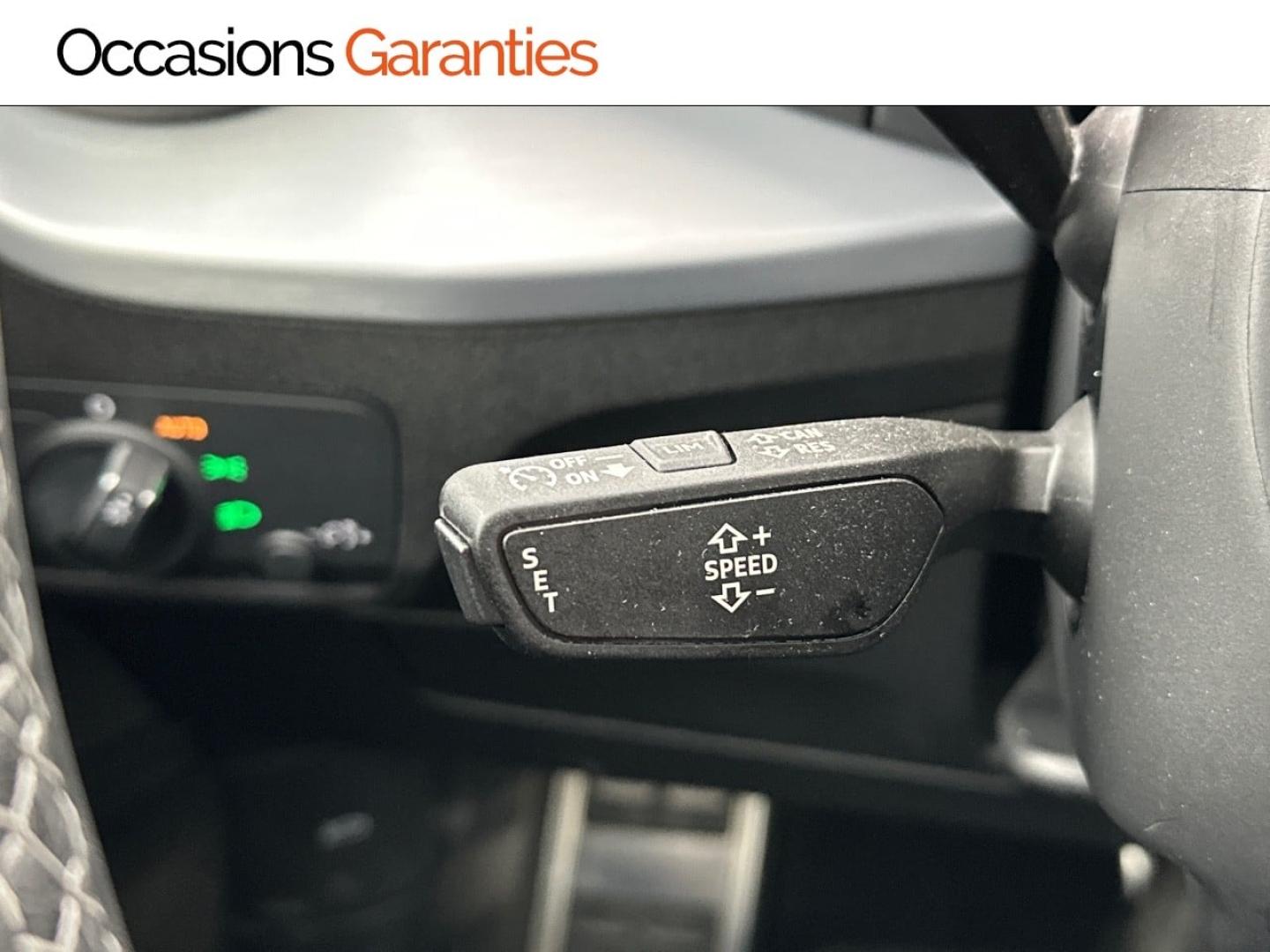 Voitures occasions Audi Q2 S line Paris