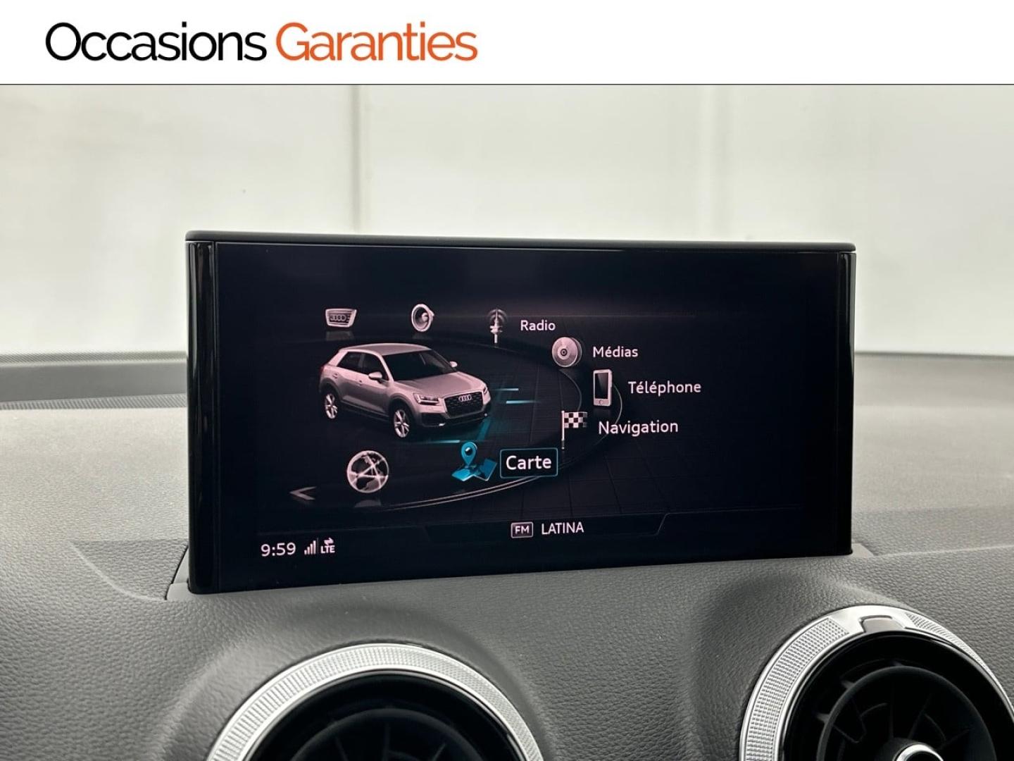 Voitures occasions Audi Q2 S line Paris