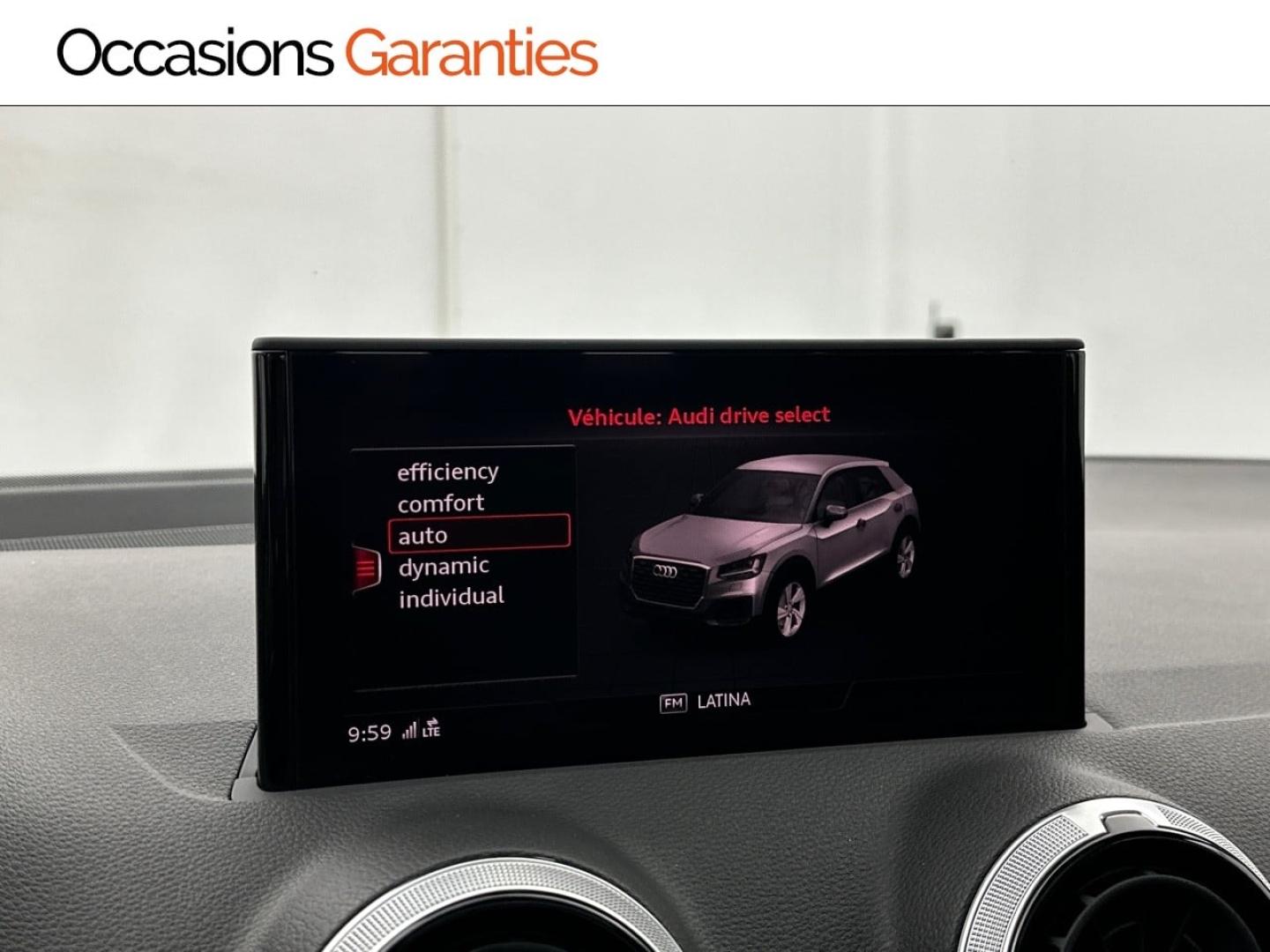 Voitures occasions Audi Q2 S line Paris