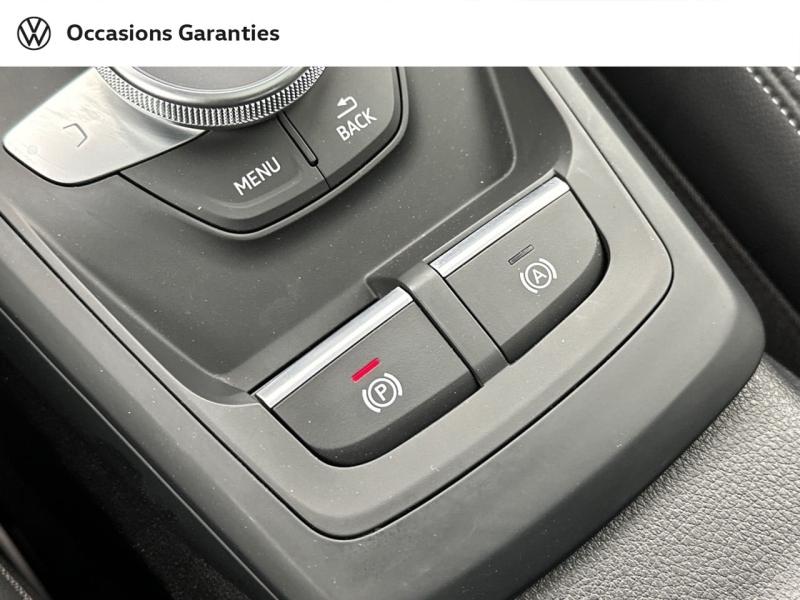 Voitures occasions Audi Q2 S line Paris