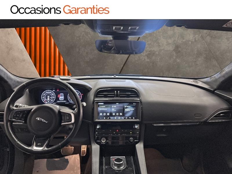 Voitures occasions JAGUAR F-PACE R-Sport Paris
