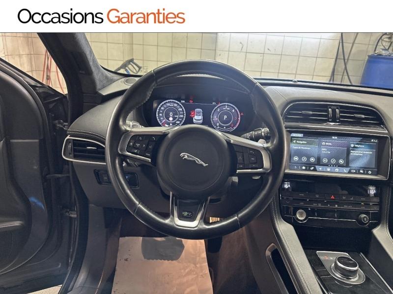 Voitures occasions JAGUAR F-PACE R-Sport Paris
