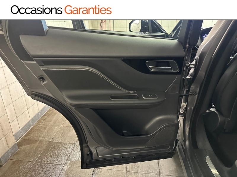Voitures occasions JAGUAR F-PACE R-Sport Paris