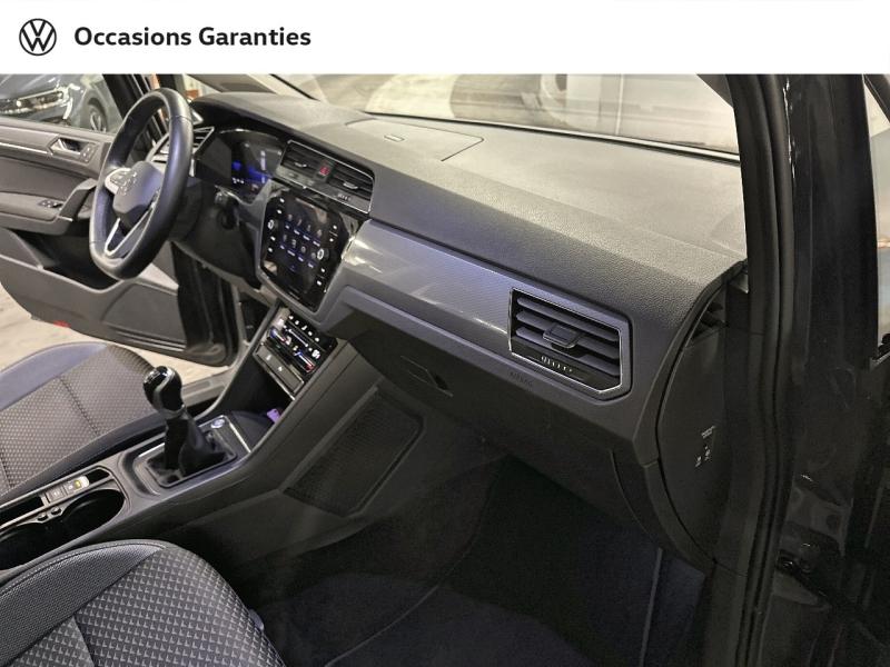 Voitures occasions VOLKSWAGEN TOURAN Active Paris