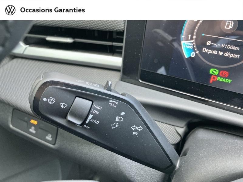 Voitures occasions VOLKSWAGEN T-ROC Life Paris