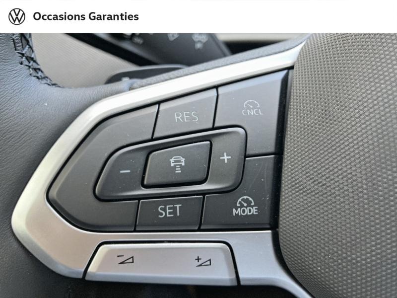 Voitures occasions VOLKSWAGEN T-ROC Life Paris
