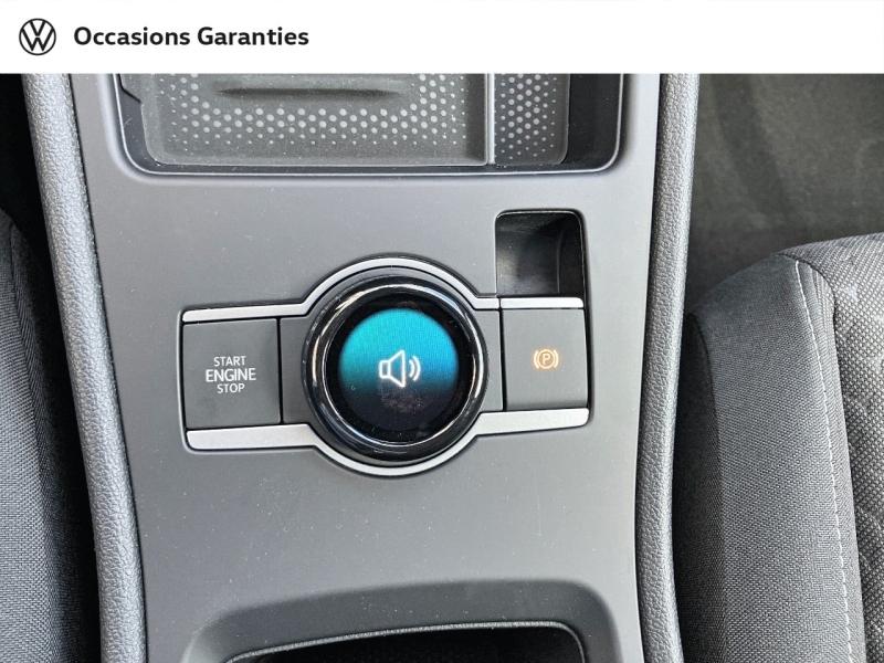 Voitures occasions VOLKSWAGEN T-ROC Life Paris