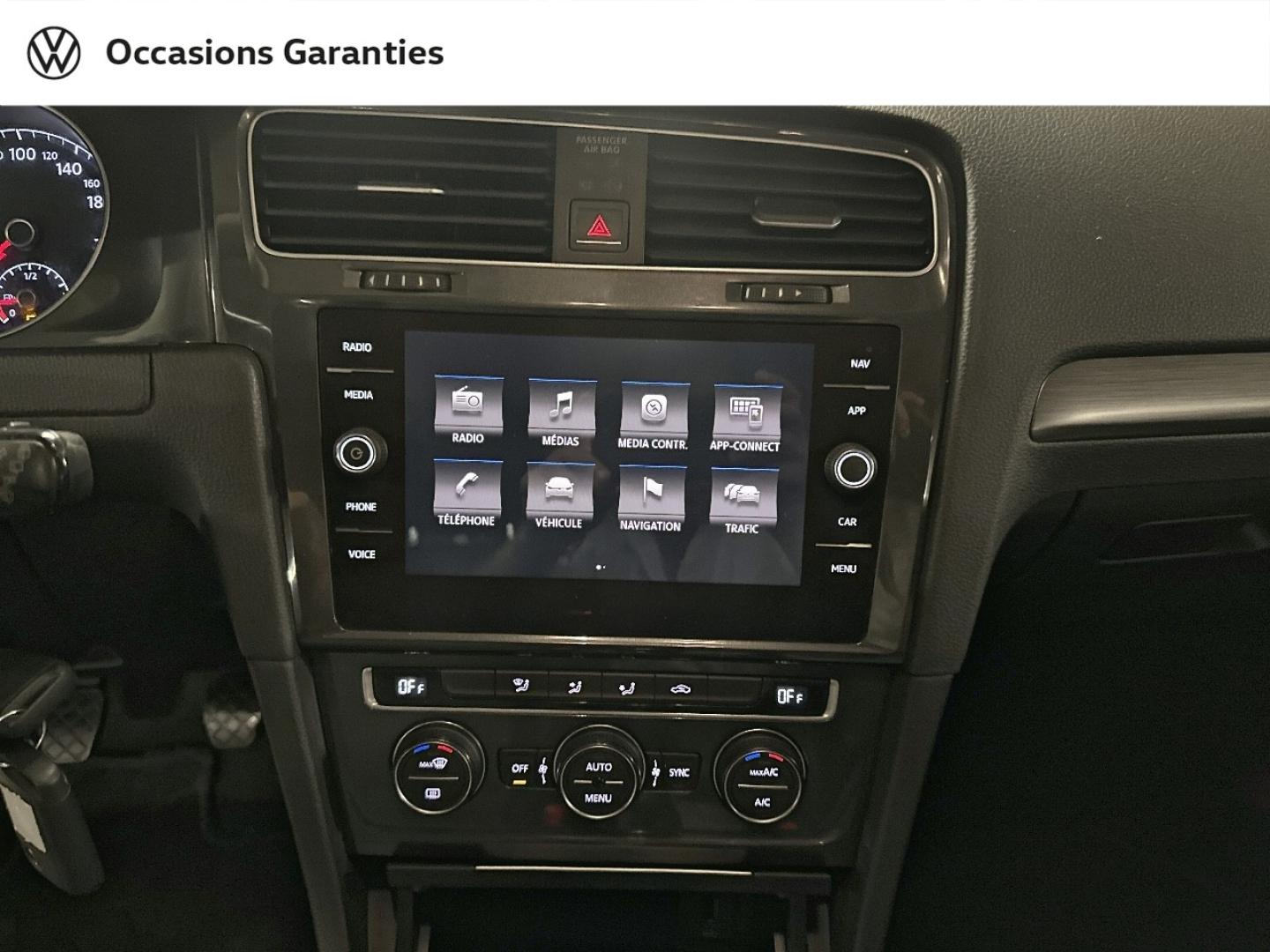 Voitures occasions VOLKSWAGEN GOLF First Edition Paris