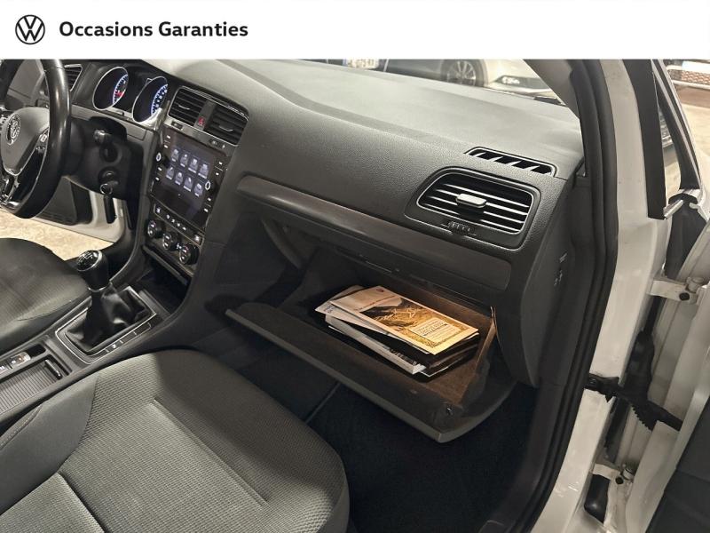 Voitures occasions VOLKSWAGEN GOLF First Edition Paris