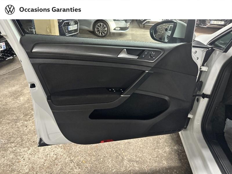 Voitures occasions VOLKSWAGEN GOLF First Edition Paris