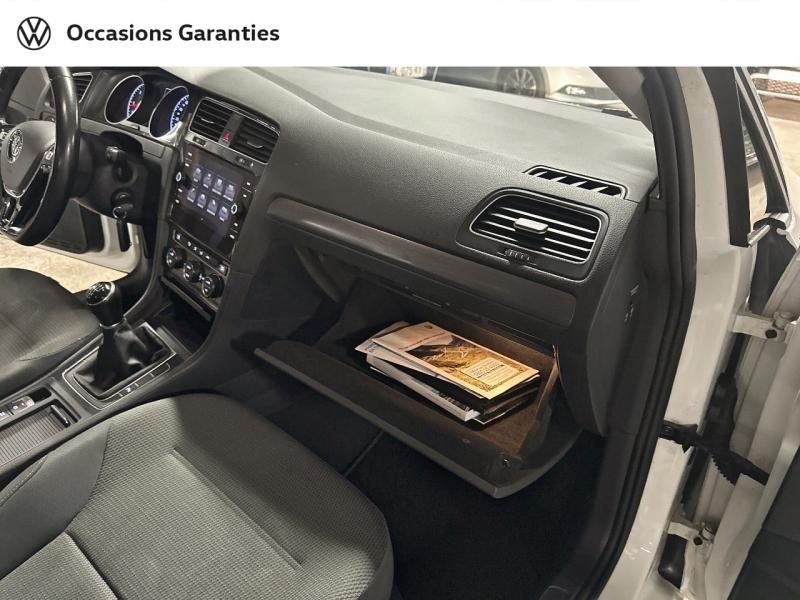 Voitures occasions VOLKSWAGEN GOLF First Edition Paris