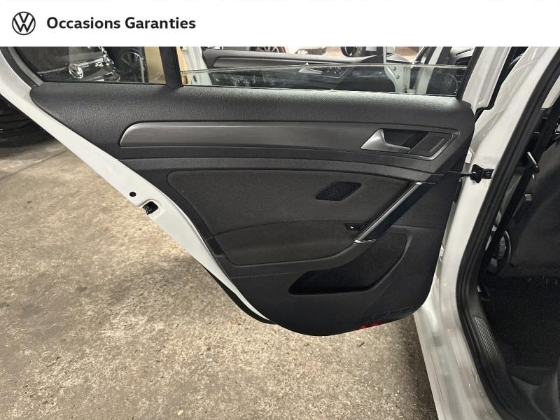 Voitures occasions VOLKSWAGEN GOLF First Edition Paris