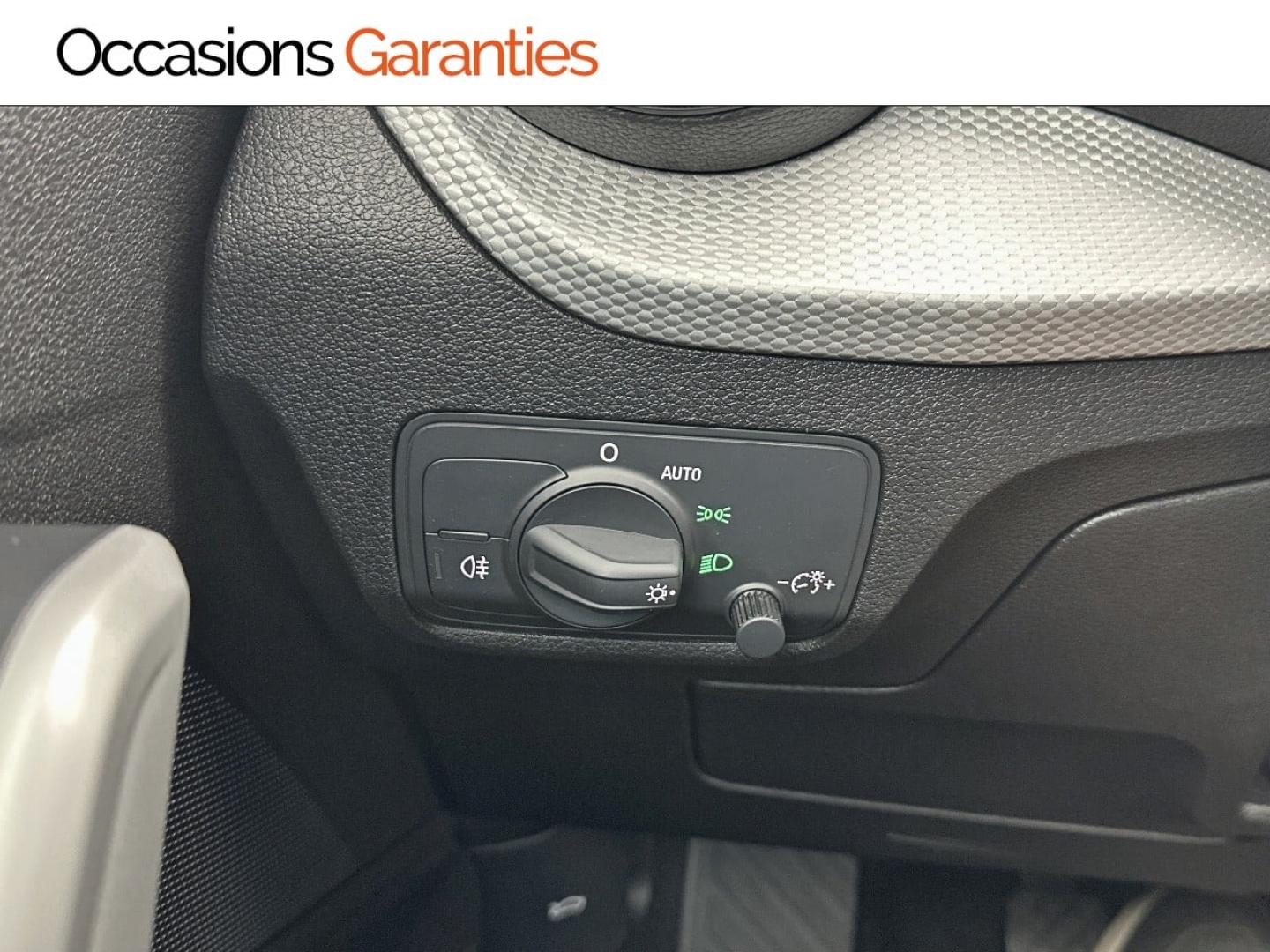 Voitures occasions Audi Q2 Business line Paris