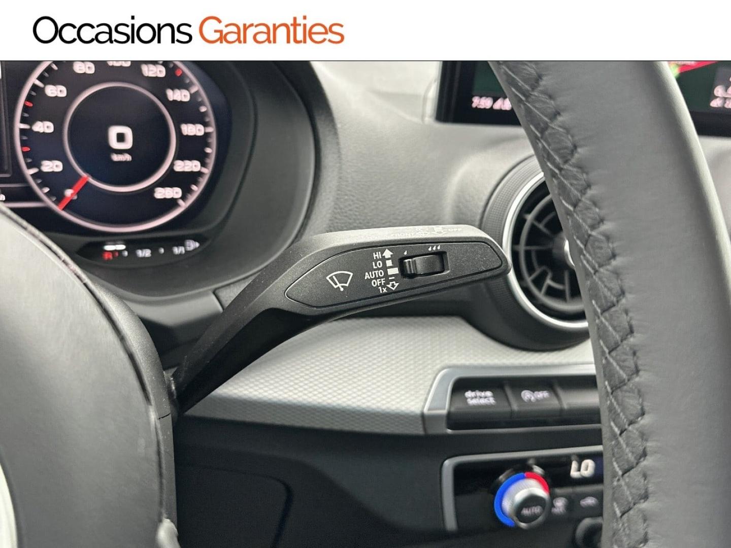 Voitures occasions Audi Q2 Business line Paris