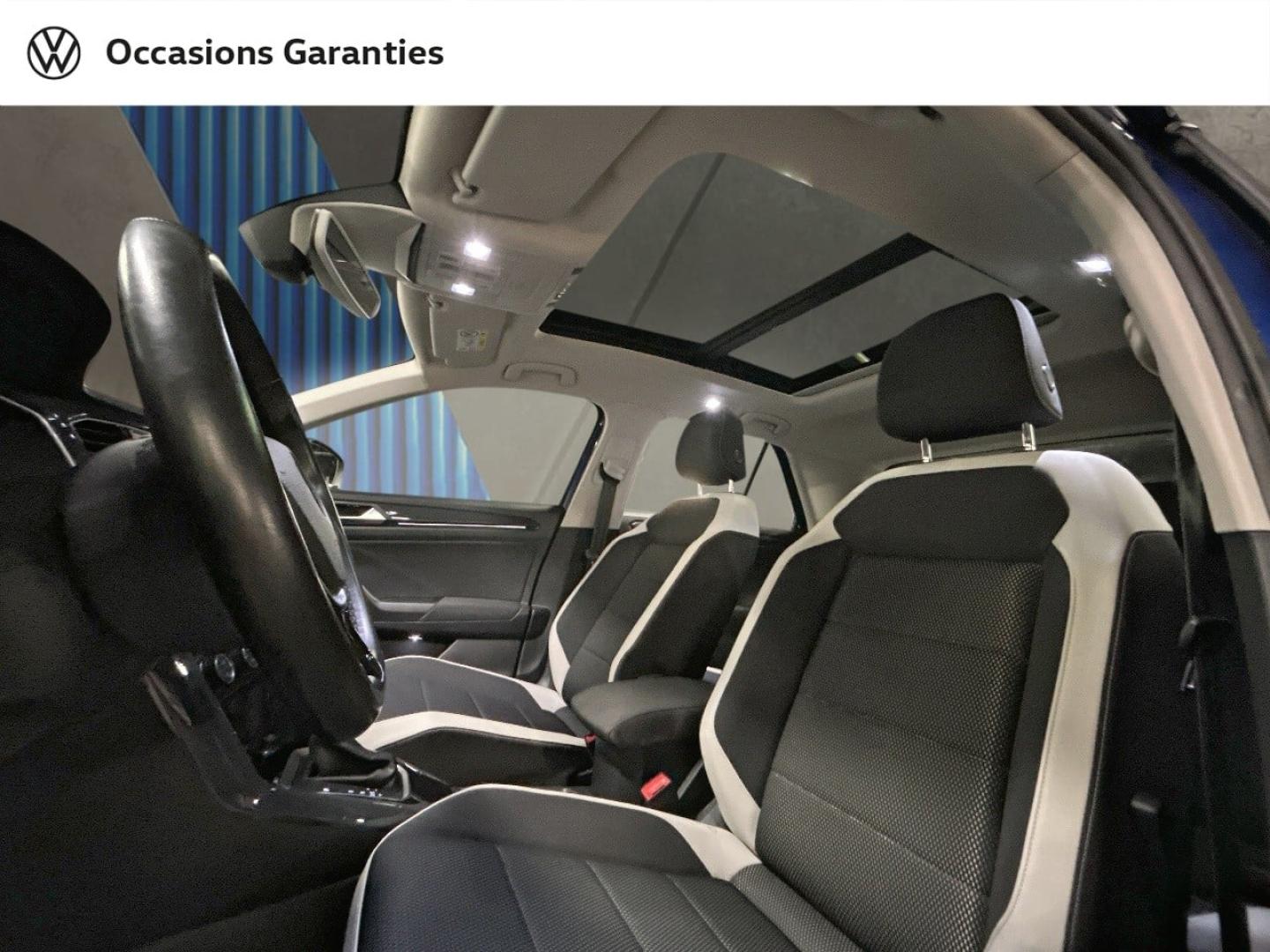 Voitures occasions VOLKSWAGEN T-ROC Carat Paris