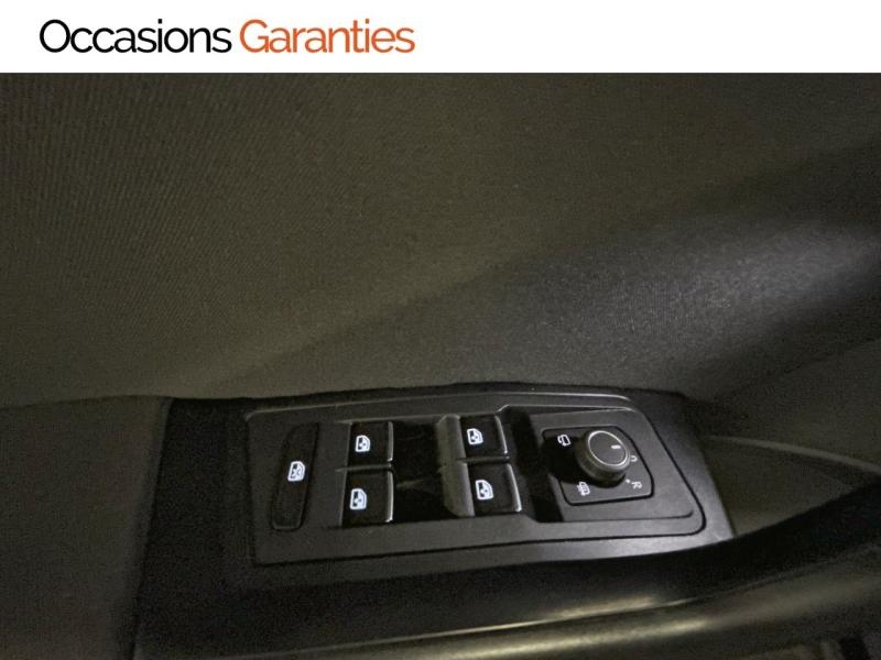 Voitures occasions VOLKSWAGEN T-ROC Carat Paris