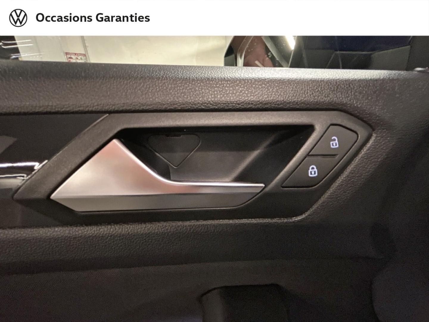Voitures occasions VOLKSWAGEN T-ROC Carat Paris