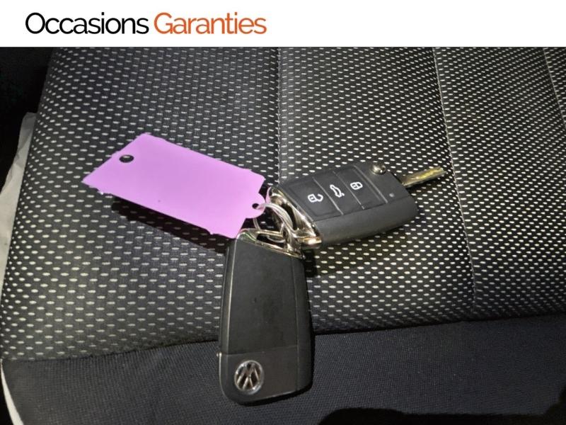 Voitures occasions VOLKSWAGEN T-ROC Carat Paris