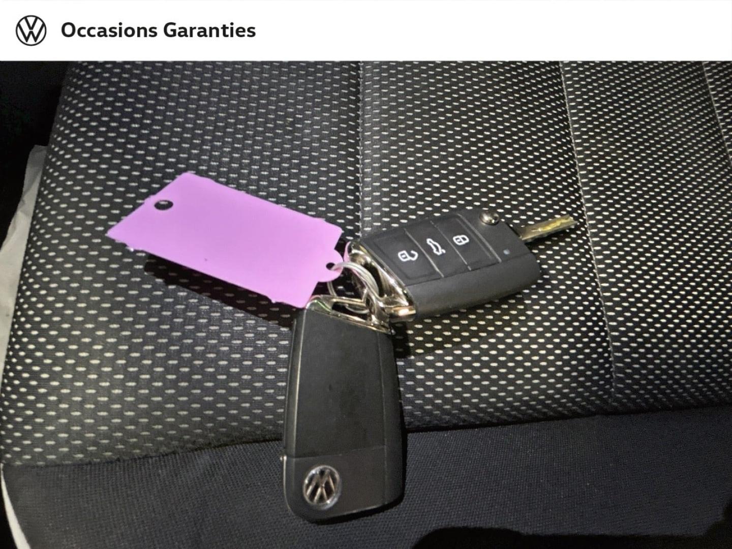 Voitures occasions VOLKSWAGEN T-ROC Carat Paris