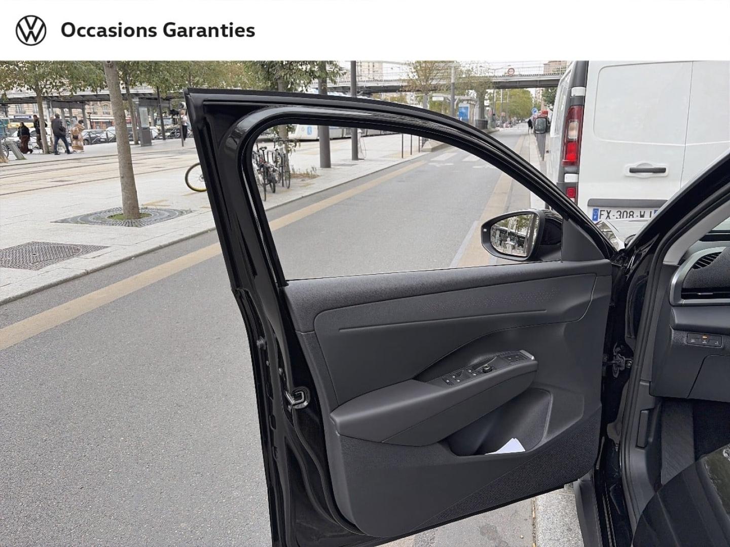 Voitures occasions VOLKSWAGEN T-ROC Style Paris