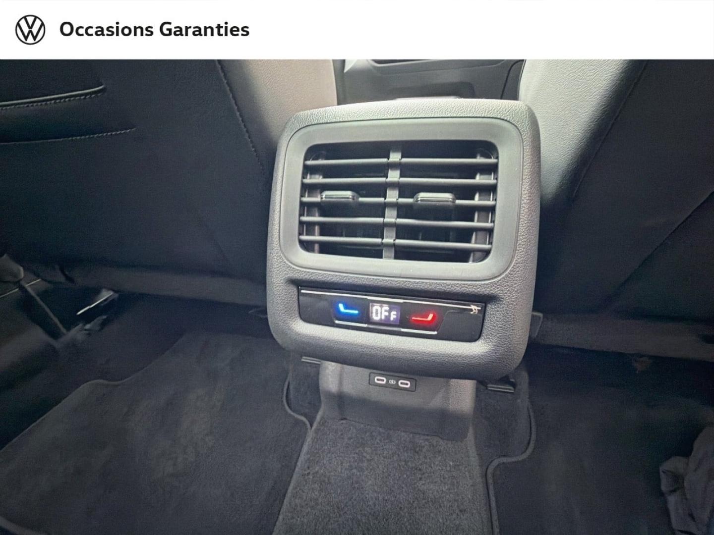 Voitures occasions VOLKSWAGEN T-ROC Style Paris