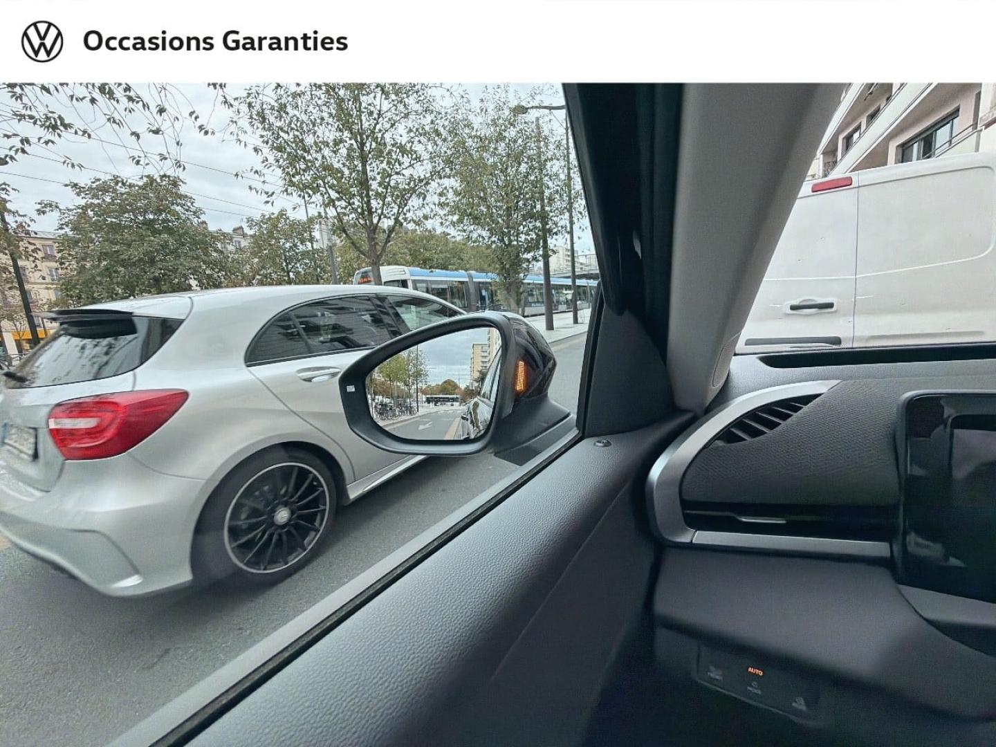Voitures occasions VOLKSWAGEN T-ROC Style Paris