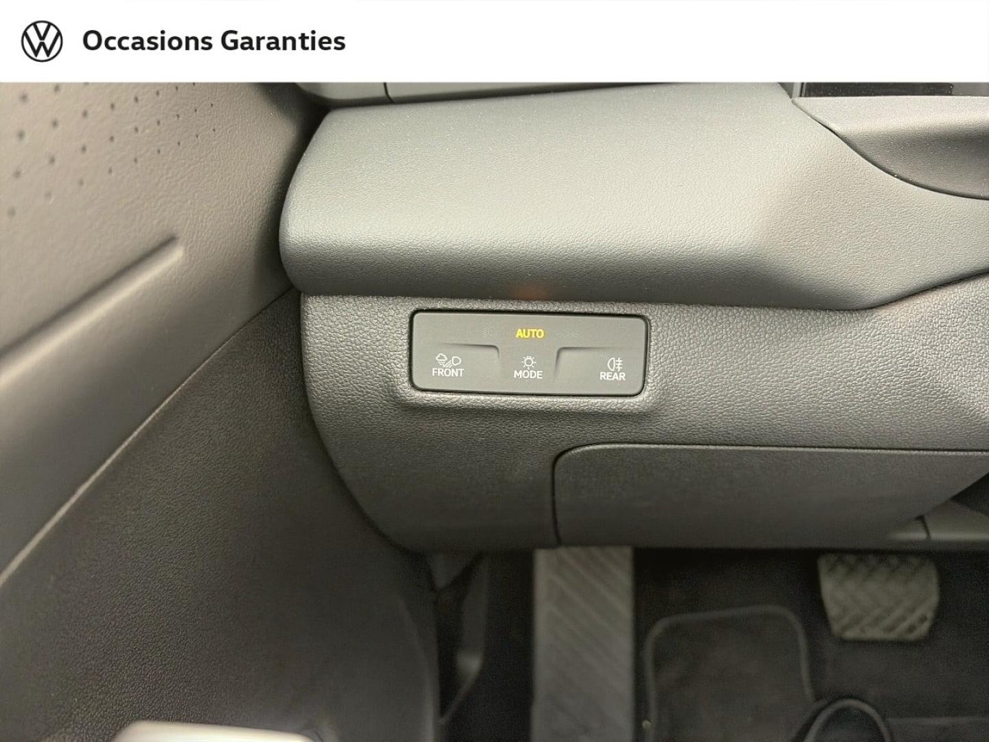 Voitures occasions VOLKSWAGEN T-ROC Style Paris