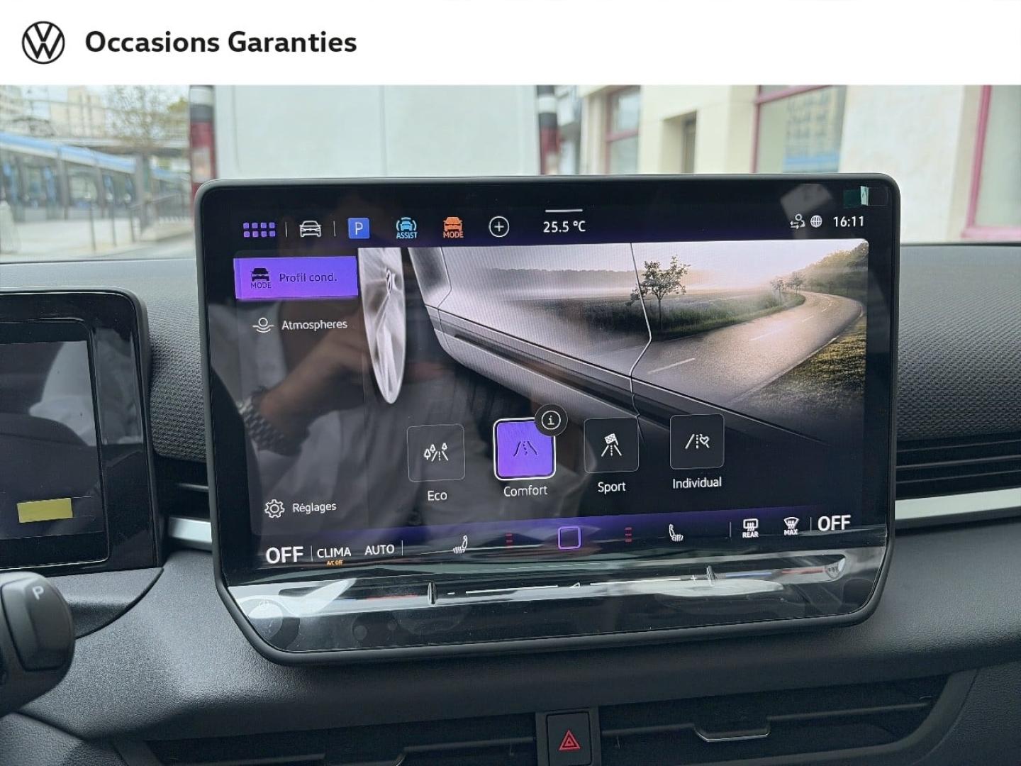 Voitures occasions VOLKSWAGEN T-ROC Style Paris