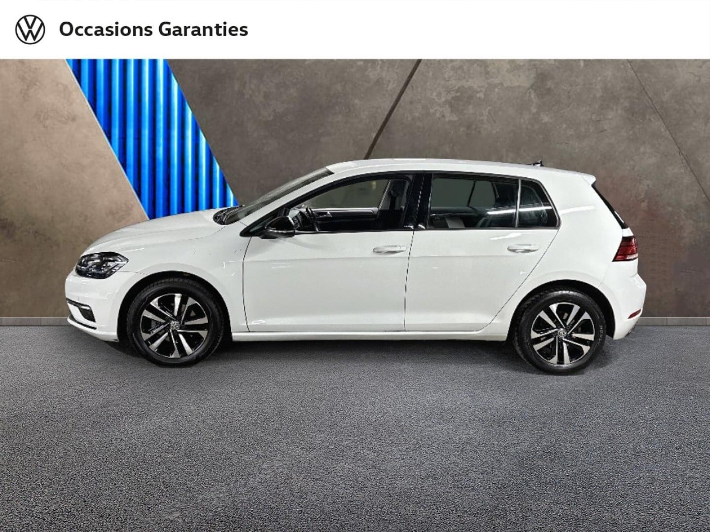 Voitures occasions VOLKSWAGEN GOLF IQ.Drive Paris
