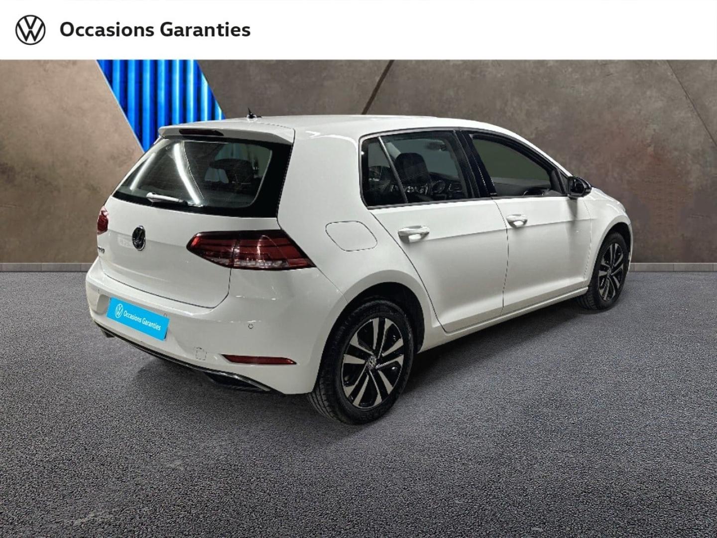 Voitures occasions VOLKSWAGEN GOLF IQ.Drive Paris