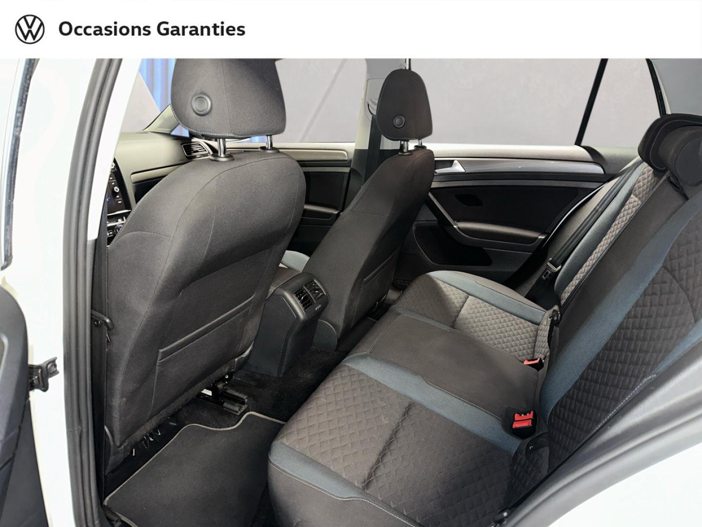 Voitures occasions VOLKSWAGEN GOLF IQ.Drive Paris