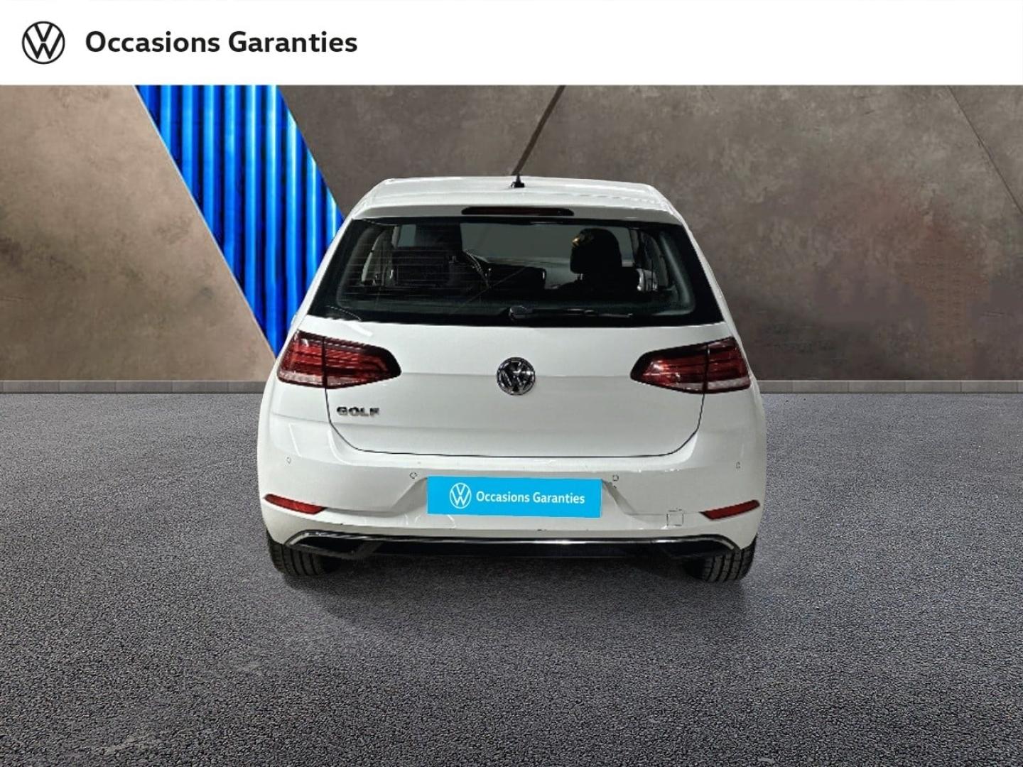 Voitures occasions VOLKSWAGEN GOLF IQ.Drive Paris