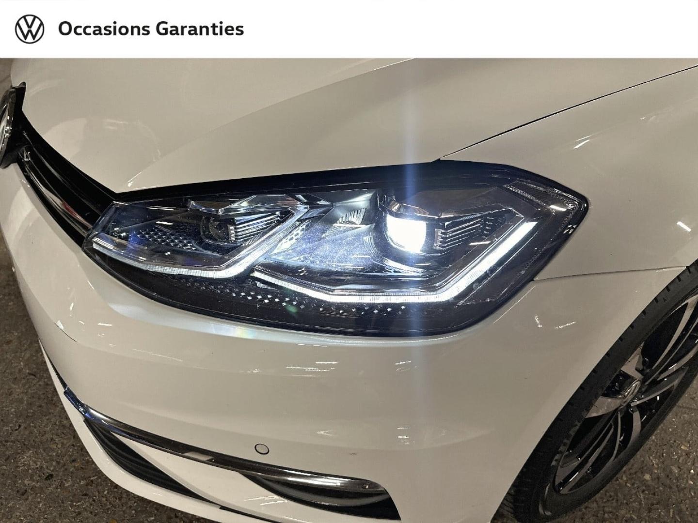 Voitures occasions VOLKSWAGEN GOLF IQ.Drive Paris