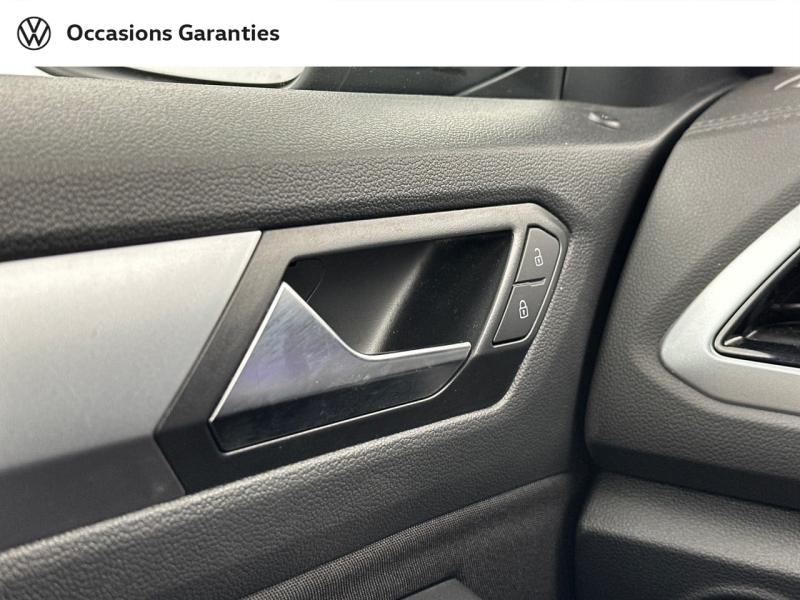 Voitures occasions VOLKSWAGEN T-ROC VW Edition Paris