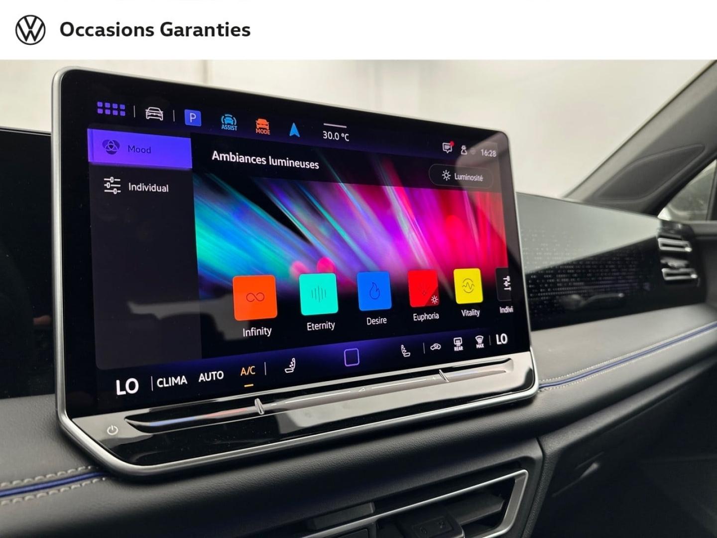 Voitures occasions VOLKSWAGEN TIGUAN R-Line Edition Paris