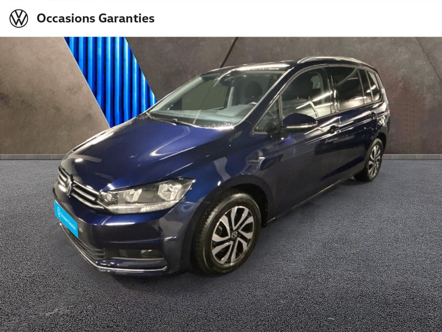 Voitures occasions VOLKSWAGEN TOURAN Active Paris