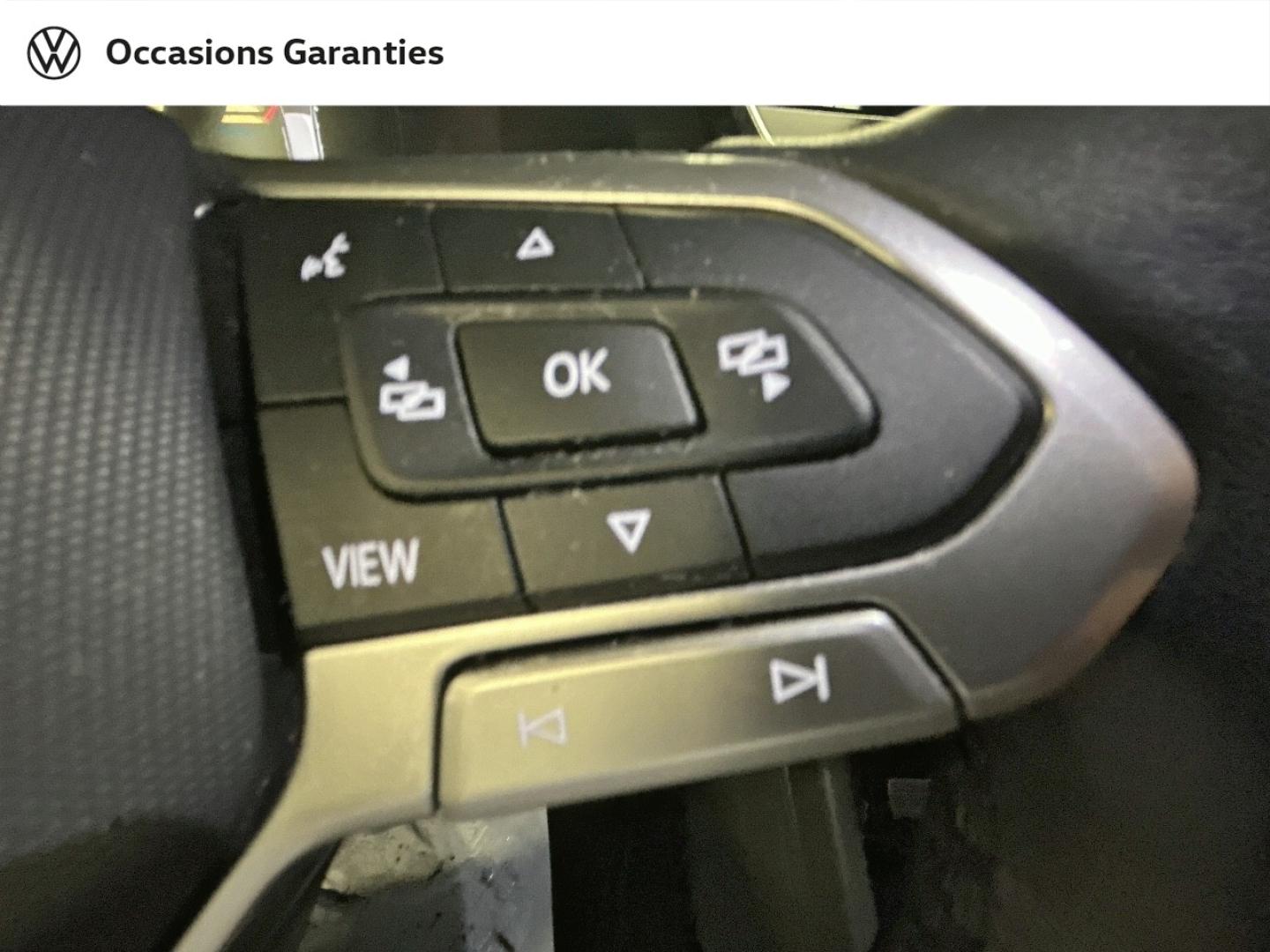 Voitures occasions VOLKSWAGEN TOURAN Active Paris