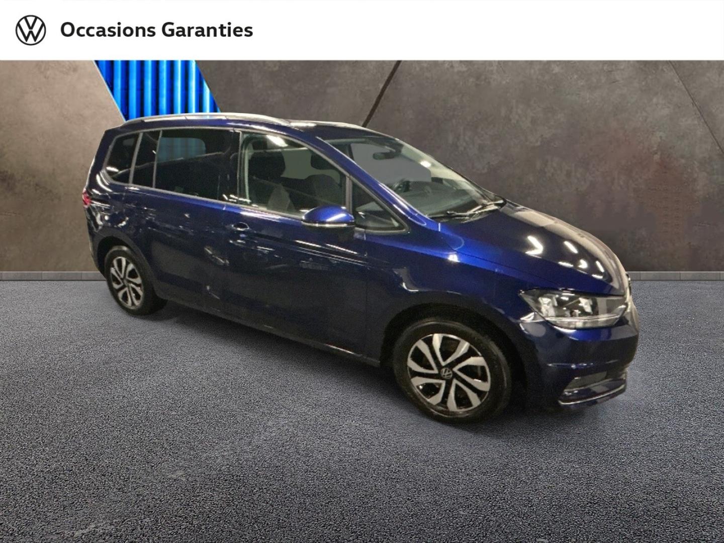 Voitures occasions VOLKSWAGEN TOURAN Active Paris
