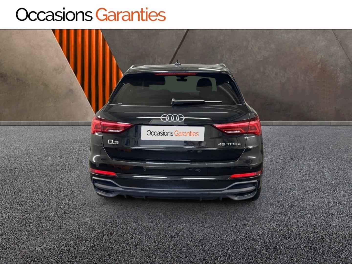 Voitures occasions Audi Q3 S line Paris
