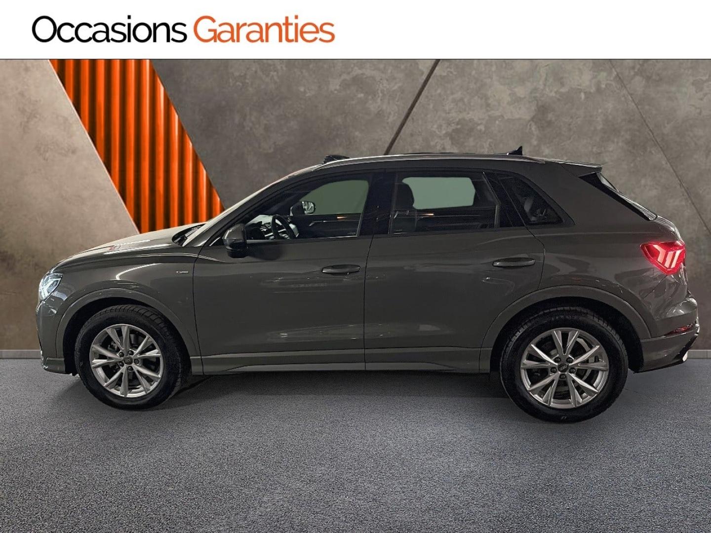 Voitures occasions Audi Q3 S line Paris