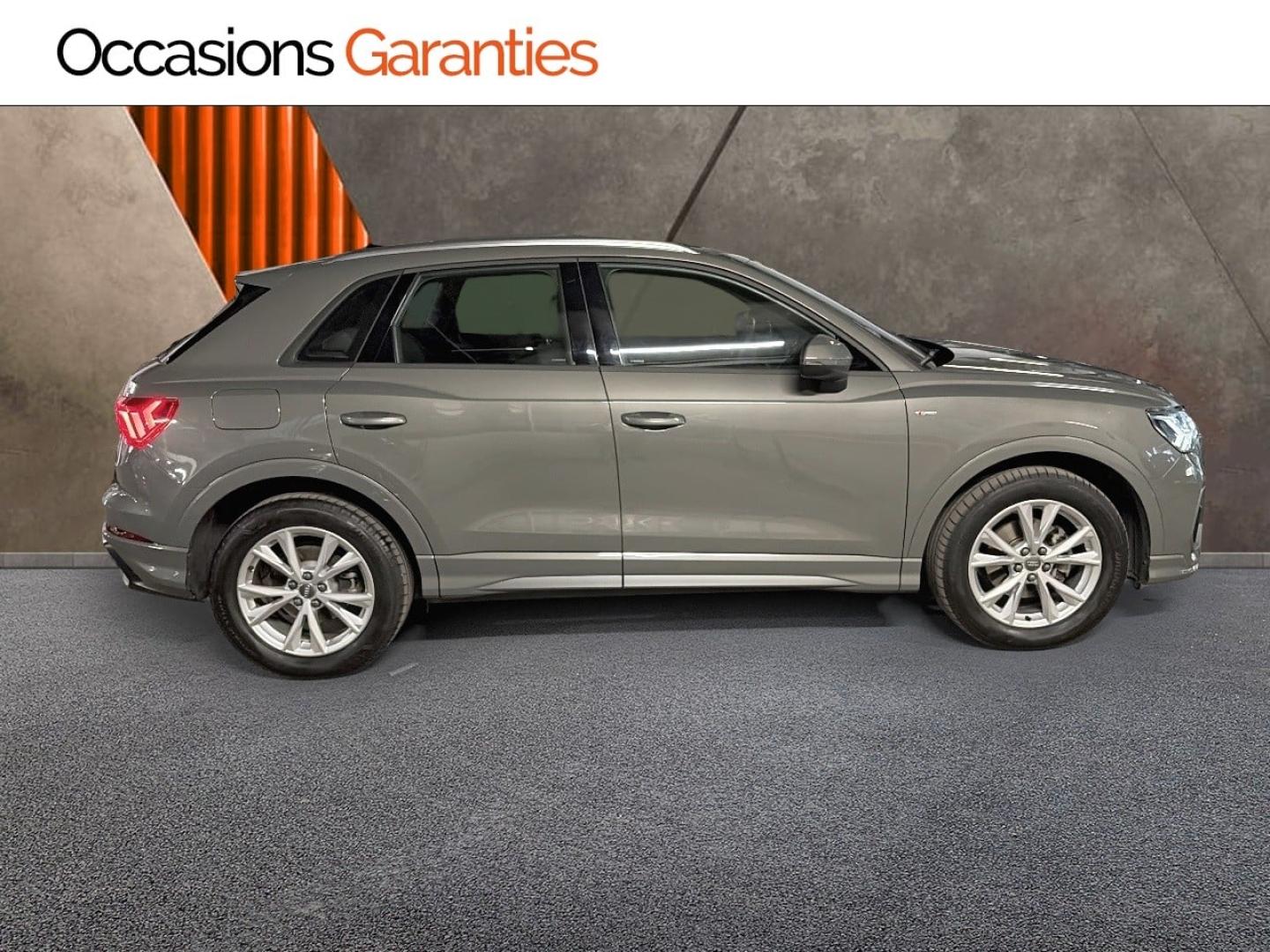 Voitures occasions Audi Q3 S line Paris