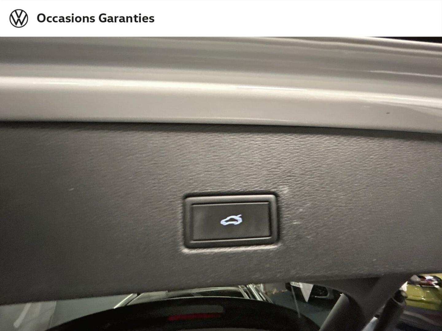 Voitures occasions VOLKSWAGEN T-ROC Style Paris
