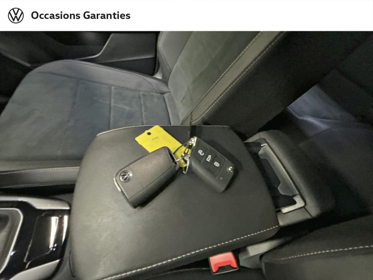 Voitures occasions VOLKSWAGEN T-ROC Style Paris
