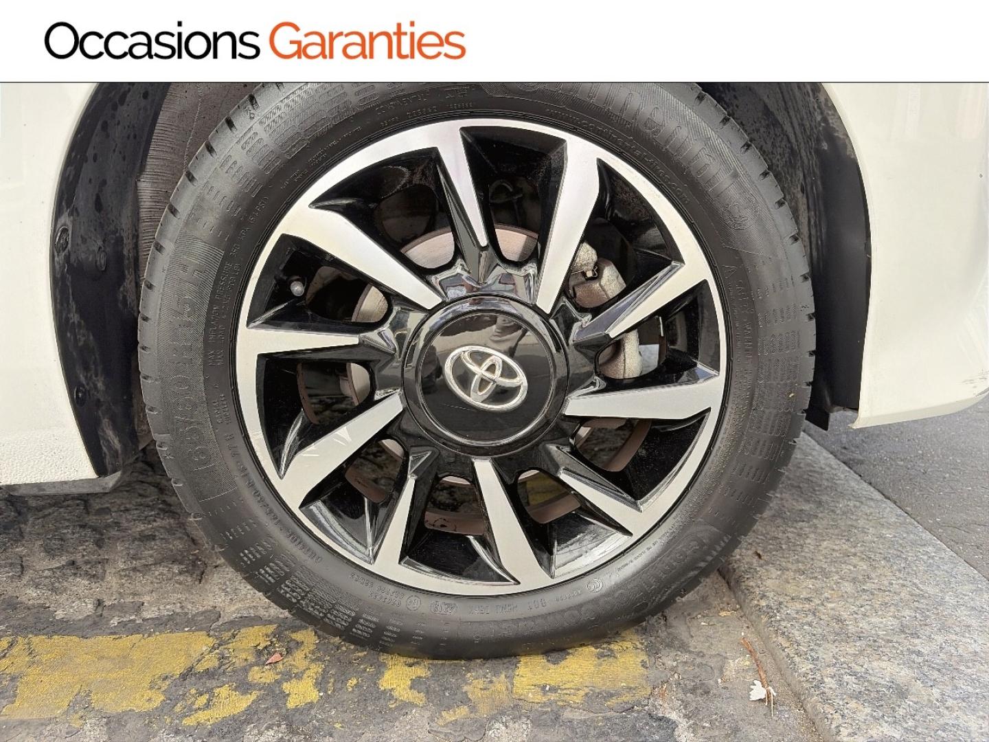 Voitures occasions TOYOTA AYGO x-night Paris